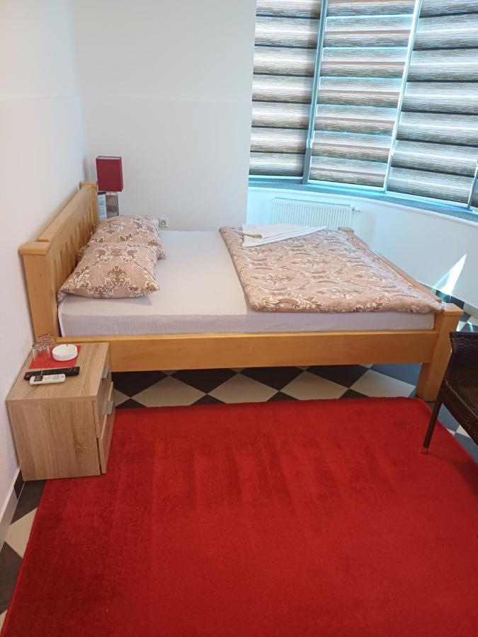 Hollywood Motel Podlugovi 외부 사진